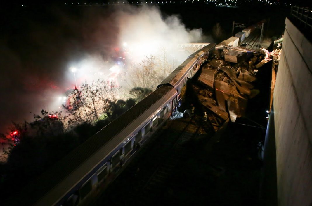 Τέμπη: 40 ημέρες μετά το δυστύχημα ο ανακριτής έδωσε εντολή να καταστραφεί βιολογικό υλικό των θυμάτων – Έγγραφο ντοκουμέντο