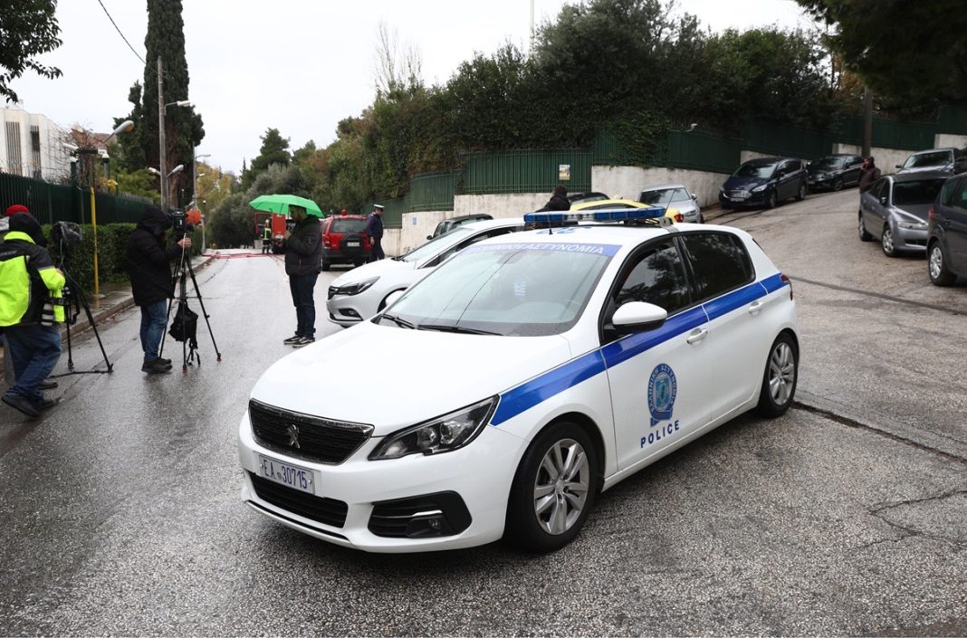 Θεσσαλονίκη: “Καμπάνες” για παραβάσεις του ΚΟΚ και πέντε προσαγωγές σε επιχείρηση της ΕΛΑΣ στον Δ. Χαλκηδόνας